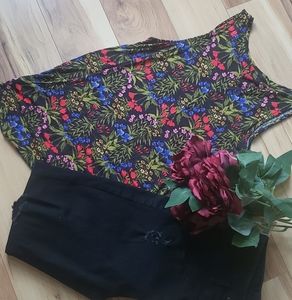 Black Floral shirt w/Jeans (included) OldNavy